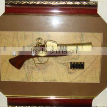 handcrafts gun painting and for decoration