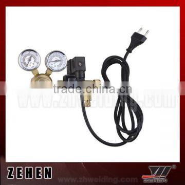 CO2 PRESSURE REGULATOR