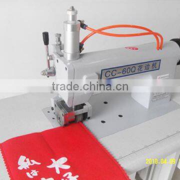 Manual non woven bag cutting and sewing machine