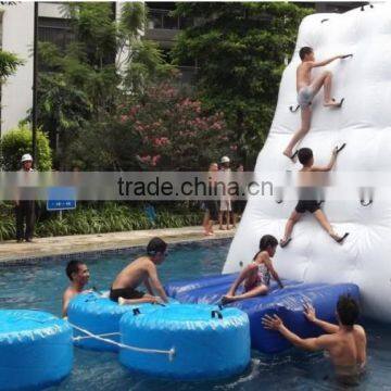 CE Pvc Outdoor Inflatable Iceberg