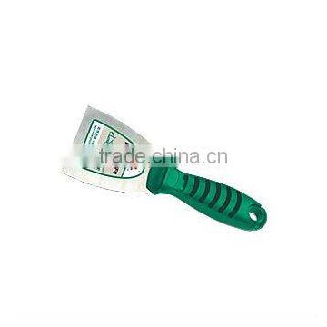 PUTTY KNIFE WITH PLASTIC HANDLE