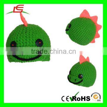 D924 Green Crochet Dinosaur Hat for Child