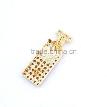 Delicate High Quality Perfume Bottle Brooch Diamond Brooch photo-4