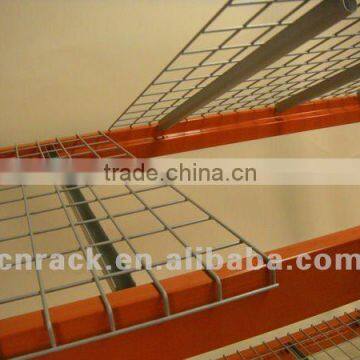 Wire mesh deck