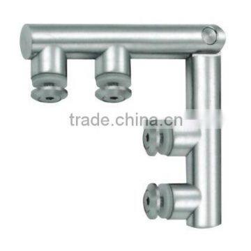 Stainless steel corner connector for glass