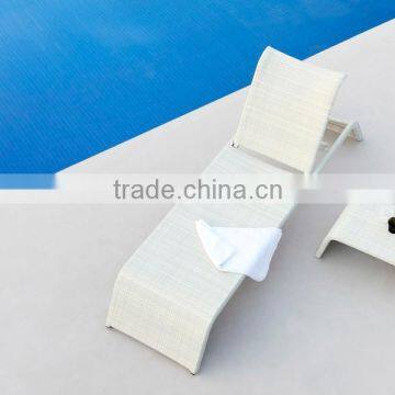 Terrace Furniture Rattan Wicker White Sun Lounger(DH-9678)