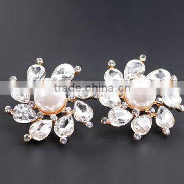 >< BEST SELLING Pearl Rhinestone Flower Earring/