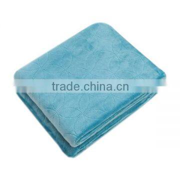 Cheap wholesale embossed 100 polyester mink blanket