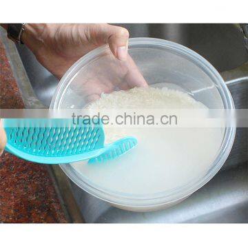 Multifunctional Kitchen Rice Washing Long Handle Colorful Plastic Mini Spoon photo-5