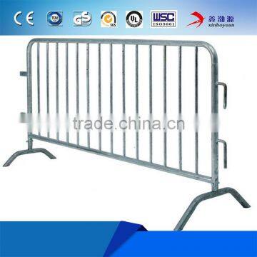 Wholesale 1.1*2.1m hot dipped galvanized used crowd control barrier