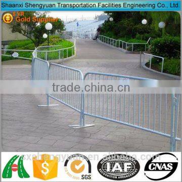 Traffic crash barricades/ removable road crowd control barricades for sale