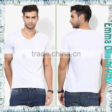 Basic Style Soft Pure White V Neck T-Shirt for Men photo-3