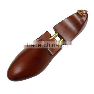 Irregular Shape Luxuary Type Cedar Wood Environmental Painted Shoe Tree With a Ring at the End Part photo-3