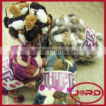 knitting from yarn boucle