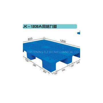 1200x800mm 9 Runner Perforated Plastic Pallet