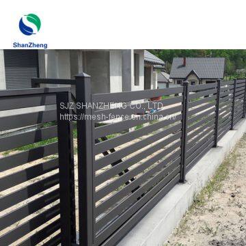 Aluminum horizontal slat fence