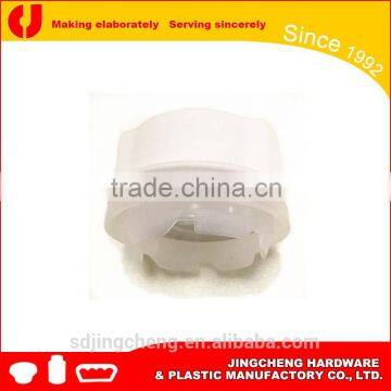 32mm plastic Screw cap with funnel and aluminum film /Pointed mouth cap price in Indonesia