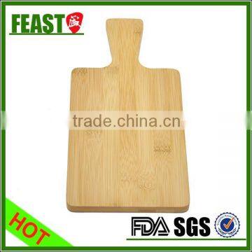 Hot selling new designed olive wood cutting board Eco-friendly wood cutting board Kitchen olive wood cutting board with handle