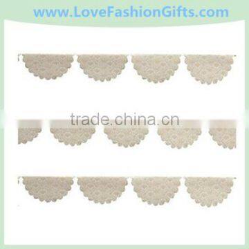 Vintage Collection Lace Garland