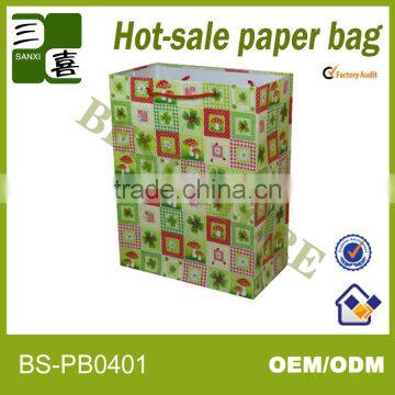 Candy stripe paper carrier bags wholesale