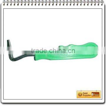 hoof picker with plastic handle