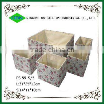 Basket lining sundries storage