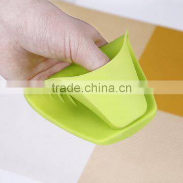 High Quality Factory Price Silicone Heat Insulation Glove photo-6