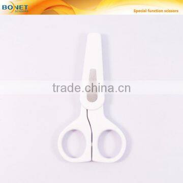 S94002P3 CE qualified curved baby nail scissor cover with nail file