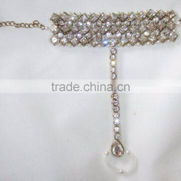 GOLD CRYSTAL Single Bracelet With Ring Free Size photo-2