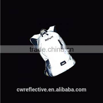 Custom Silver Grey Waterproof 0.6mm Abrasive Resistance Reflective pu Leather Fabric for Sewing Shoe photo-6