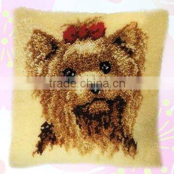 LATCH HOOK RUG KIT.BZ105-01