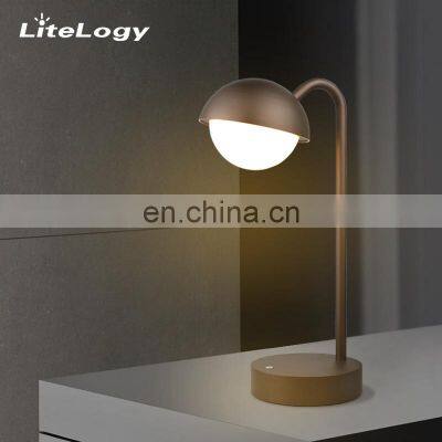 Modern Home Decor Hotel Lighting and Circuitry Design American Style CE Iron Bed Side Table Lamp photo-4