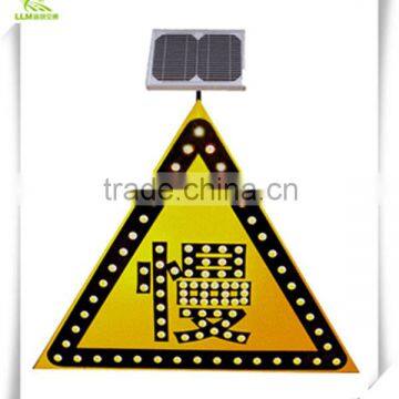 Hot Sale Aluminum LED Solar Triangle Traffic Warning Sign Board