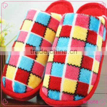 Comfortable Women Stylish Home Winter Slipper Warm Old Fashion Slippers