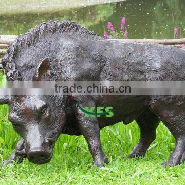 Large garden put bronze wild boar sculpture