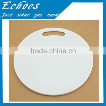 Round plastic cutting board