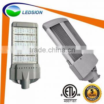 high lumens 100LM/W CREE led street light pole