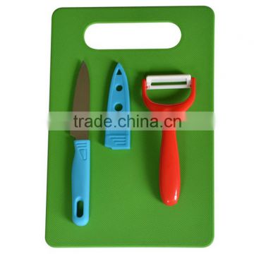 cheap wholesale knives and peeler cutting board set