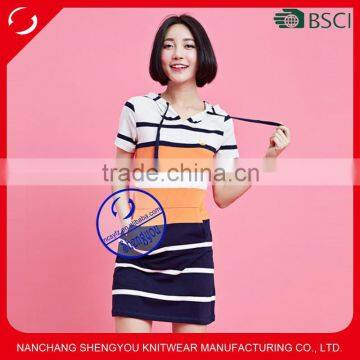 Custom wholesale yarn dyed women summer casual dress with hood and pocket