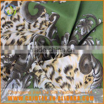 Women garment wholesale dubai chiffon garment fabric