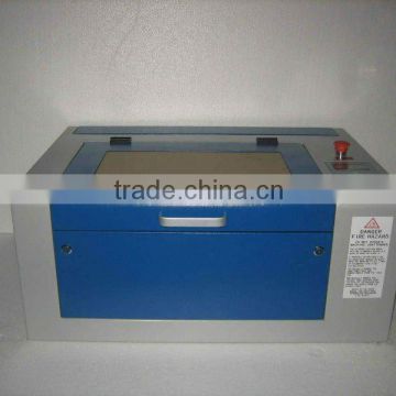 CO2 laser cutting engraving machine