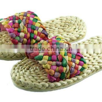 2014 fashional wholesale girls straw slipper designs