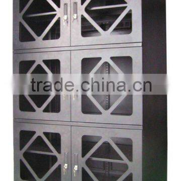 Auto electronic dry cabinet