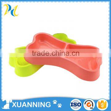 Wholesale Dog Bowl Plastic Pet Feeder Dog Shaped Pet Food Feeder