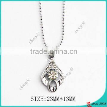 Stone crystals metal alloy necklace