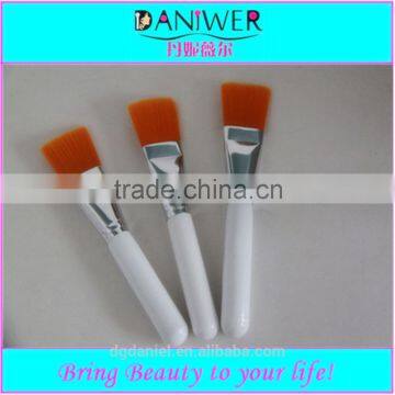 Professional Makeup Facial mask brush free sample