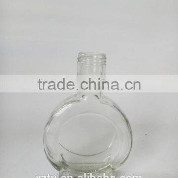 115ml small transparent white empty flat-shaped liquor glass bottles with screw caps