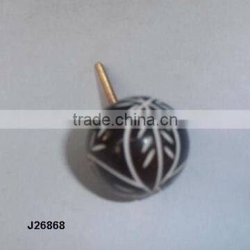 Resin knob with patterns available in other colour and patterns