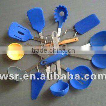 Silicone rubber spoon