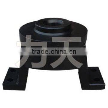 E325 excavator yoke for front idler and idler cushion